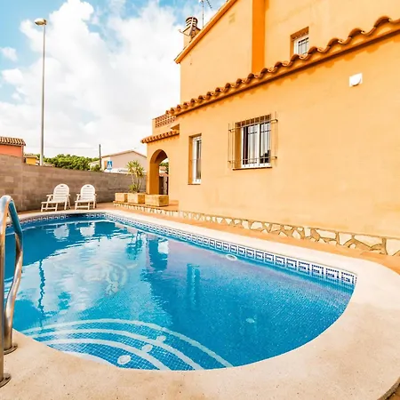 Charming Villa, 200 Meters From Riells Villa L'Escala