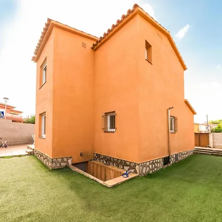 Charming Villa, 200 Meters From Riells