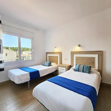 Villa Charming Villa, 200 Meters From Riells *